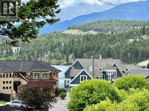 1725 6Th Ave Avenue, Invermere, BC - Outdoor