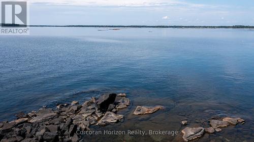 471 North Shore Rd Road, Georgian Bay (Baxter), ON 