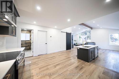 17 Flynn Avenue, Cambridge, ON 