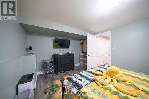 17 Flynn Avenue, Cambridge, ON 