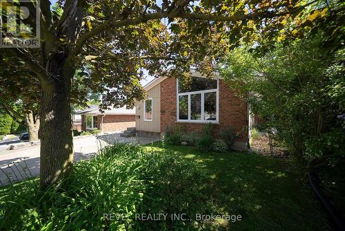 17 Flynn Avenue, Cambridge, ON 