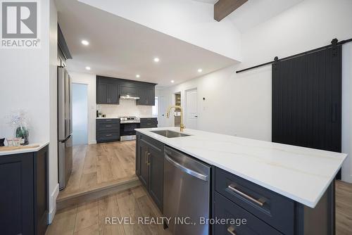 17 Flynn Avenue, Cambridge, ON 
