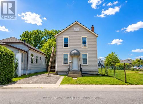 4 MANCHESTER AVENUE  St. Catharines (Haig), ON L2R 1N8