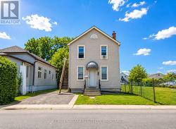 4 MANCHESTER AVENUE St. Catharines (Haig), ON L2R 1N8