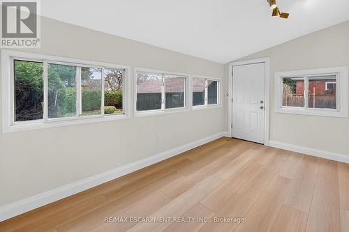 101 Houghton Avenue S, Hamilton, ON 