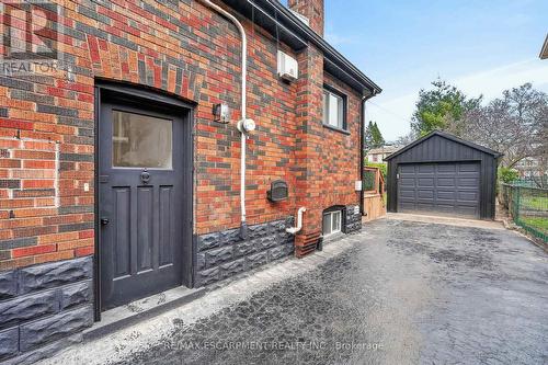 101 Houghton Avenue S, Hamilton, ON 