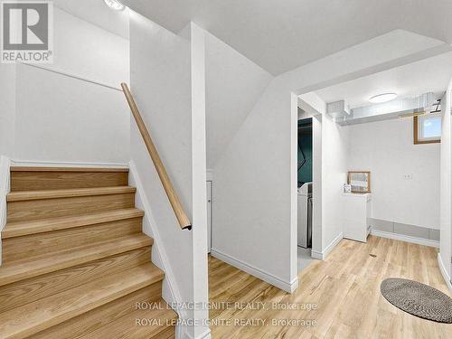 6 Upton Crescent, Guelph, ON 
