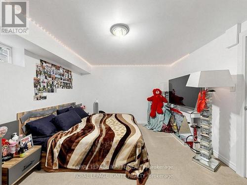6 Upton Crescent, Guelph, ON 