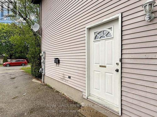6 Upton Crescent, Guelph, ON 