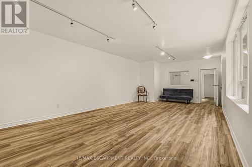 20 Barton Street E, Hamilton, ON 