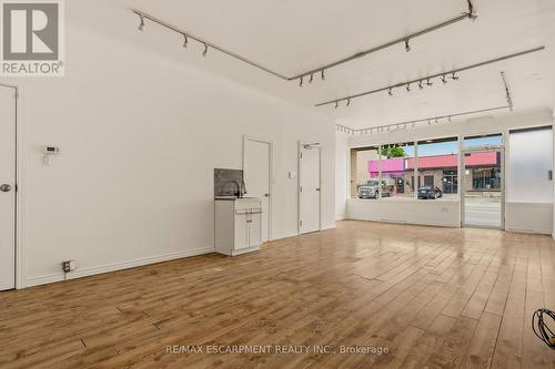 20 Barton Street E, Hamilton, ON 