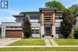 1025 BRIDGE Road Oakville, ON L6L 2B4