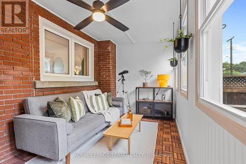 1215 Emperor Avenue, Ottawa, ON 