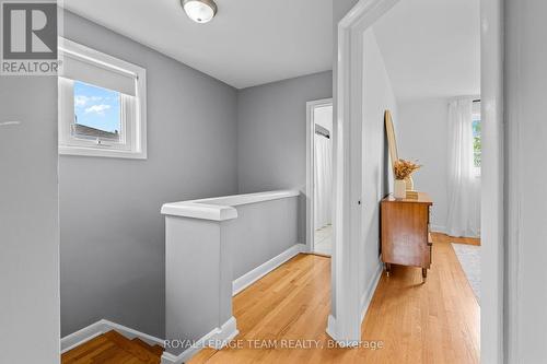 1215 Emperor Avenue, Ottawa, ON 