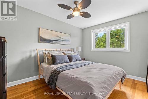 1215 Emperor Avenue, Ottawa, ON 