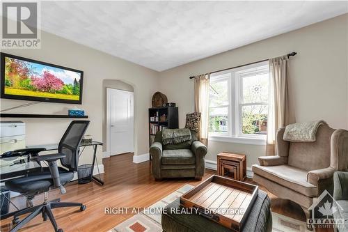 24 Desjardins Avenue, Ottawa, ON 