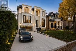 287 HILLCREST AVENUE Toronto, ON M2N 3P5