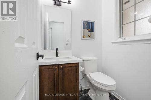 92 Inverkip Avenue, Ottawa, ON 