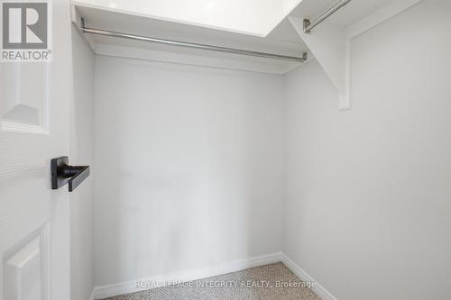 92 Inverkip Avenue, Ottawa, ON 