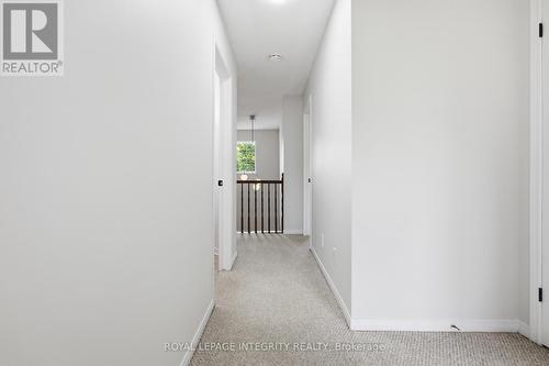 92 Inverkip Avenue, Ottawa, ON 