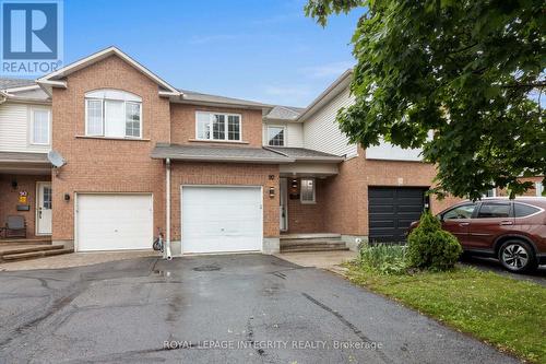 92 Inverkip Avenue, Ottawa, ON 