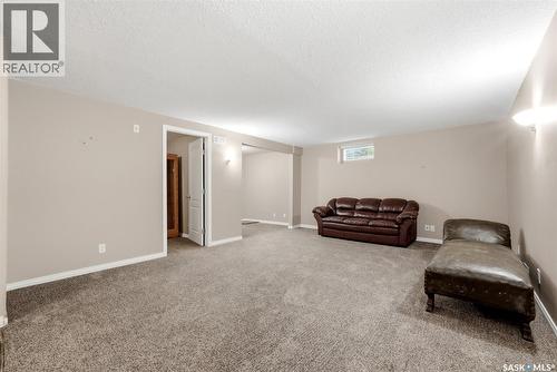 10 Lamont Crescent, Regina, SK 