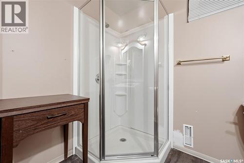 10 Lamont Crescent, Regina, SK 