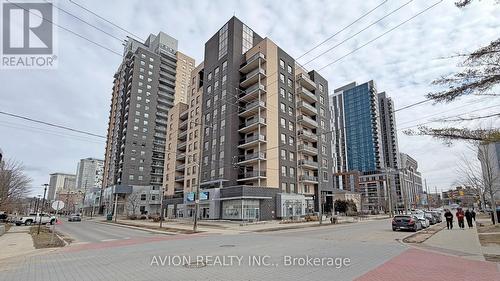 806 - 8 HICKORY STREET W  Waterloo, ON N2L 3H6