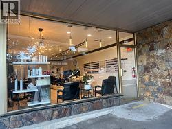 1471 MARINE DRIVE  West Vancouver, BC V7T 1B8