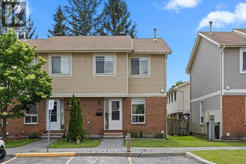 54 - 956 COOKSHIRE CRESCENT  Ottawa, ON K4A 3K3