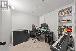 Office or extra storage - 