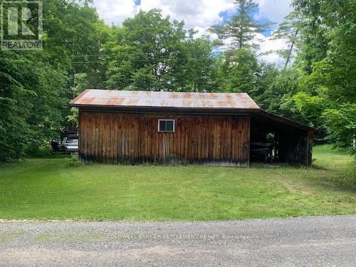 306 HANNA ROAD  Tay Valley, ON K0H 2B0