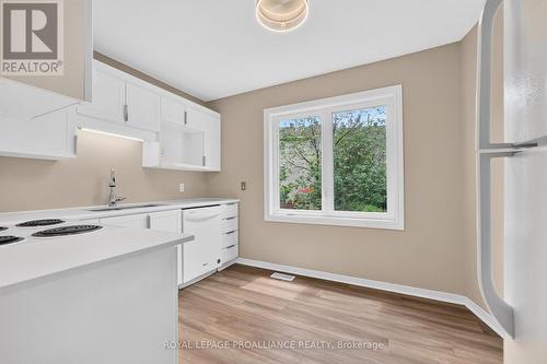 Kitchen - Second Floor - 80 Rothbury Crescent, Ottawa, ON 