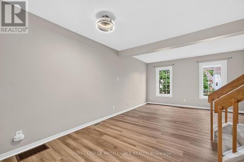 80 Rothbury Crescent, Ottawa, ON 
