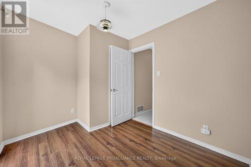 80 Rothbury Crescent, Ottawa, ON 