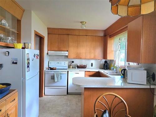 406 Cork Ave, Winnipeg, MB 