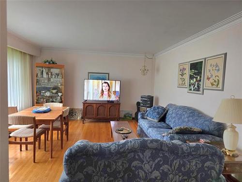 406 Cork Ave, Winnipeg, MB 