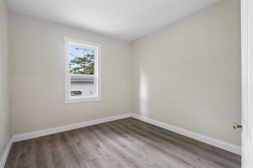 337 1St St, Morris, MB 
