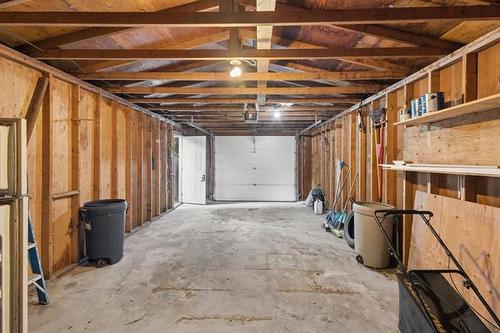 337 1St St, Morris, MB 