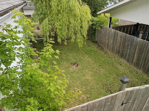 337 1St St, Morris, MB 