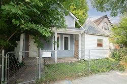 113 Lorne AVE  Winnipeg, MB R2W 2P1