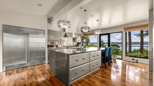 1093 Ash St, Campbell River, BC 