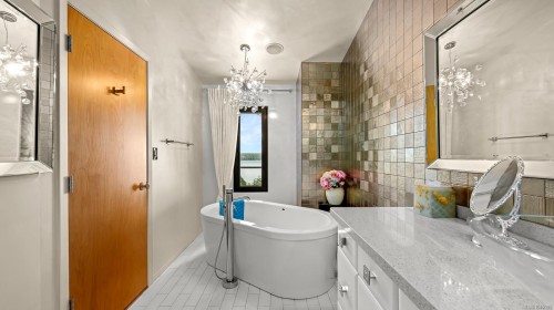 1093 Ash St, Campbell River, BC 