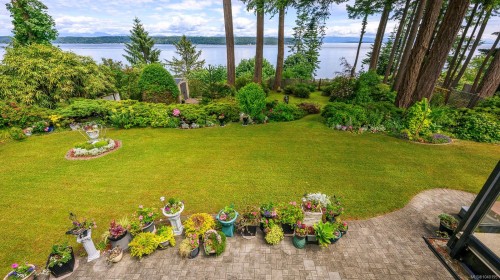 1093 Ash St, Campbell River, BC 
