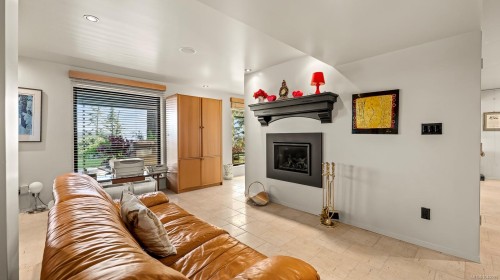 1093 Ash St, Campbell River, BC 
