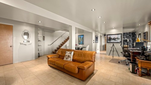 1093 Ash St, Campbell River, BC 