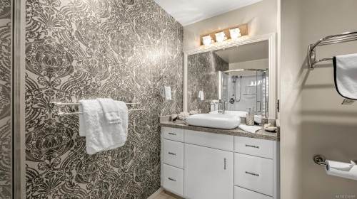 1093 Ash St, Campbell River, BC 
