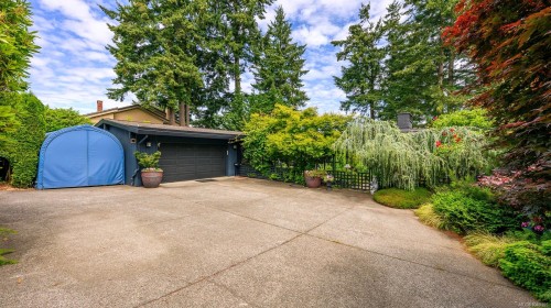 1093 Ash St, Campbell River, BC 