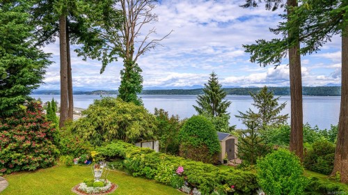 1093 Ash St, Campbell River, BC 