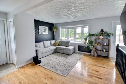Salon - 